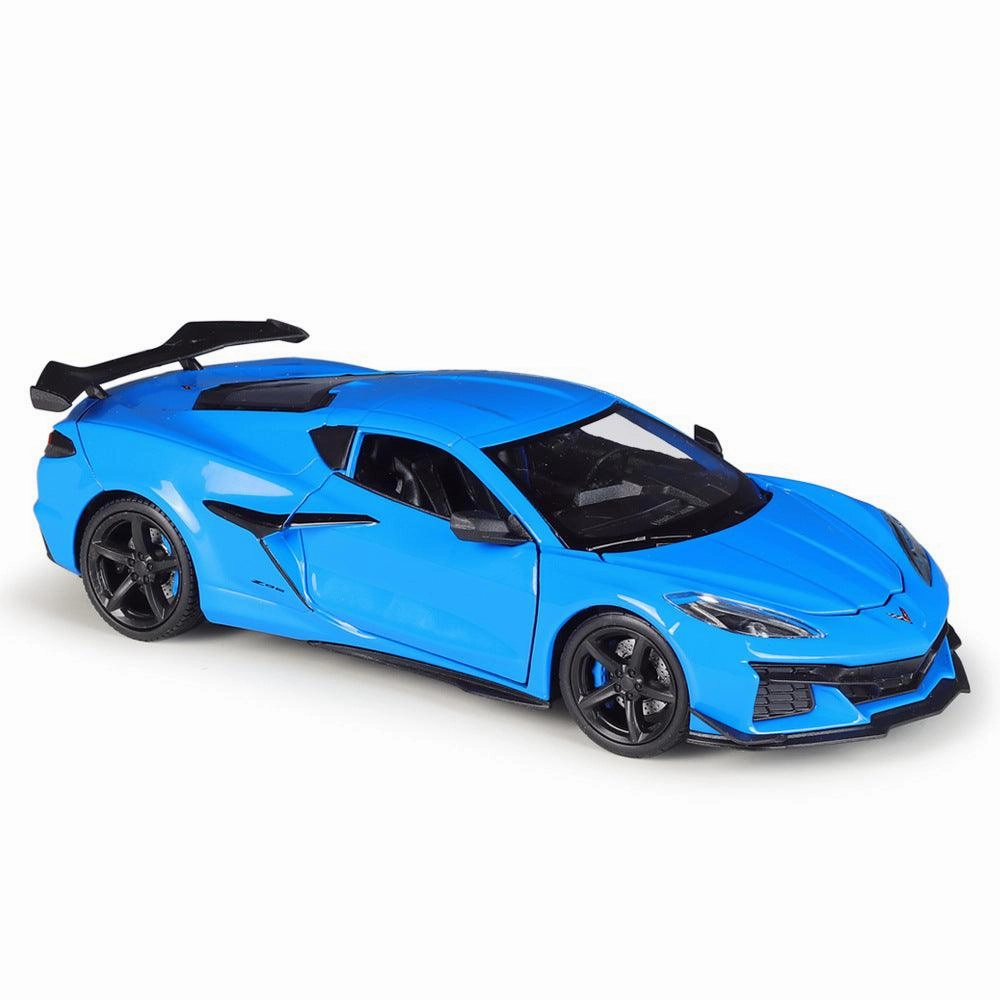 1:24 Chevrolet Corvette Z06 2023 Alloy Model Car Interchangeable Part Mainstream Appeal