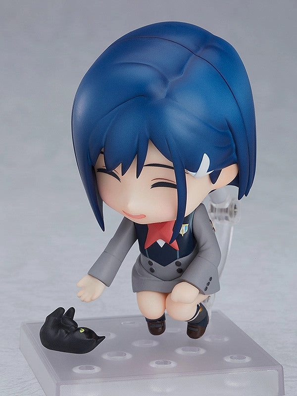 Mindfulness practice Nendoroid #987 Ichigo DARLING in the FRANXX