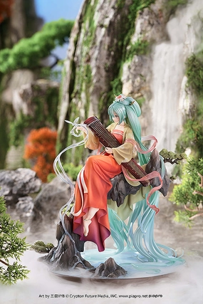 Fabric Figure Hatsune Miku: Gao Shan Liu Shui Ver. 1/7 Scale Figure