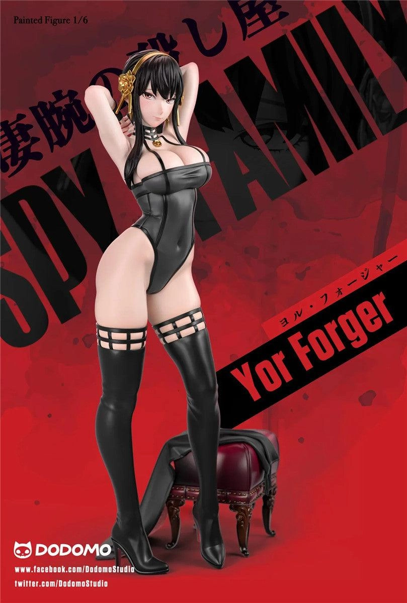 1:6 Yor Forger Figure Statue Legendary Hero PVC Collection