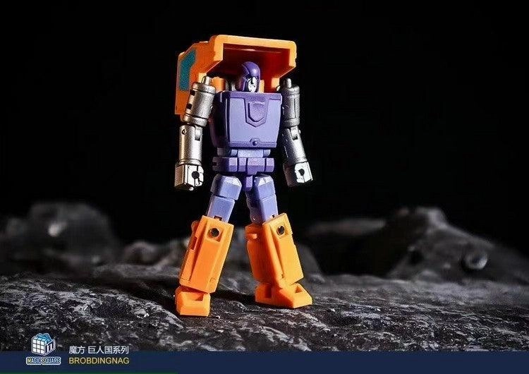 Man Cave Miniature Piece MS-B16A Strong Man (Metallic Color)