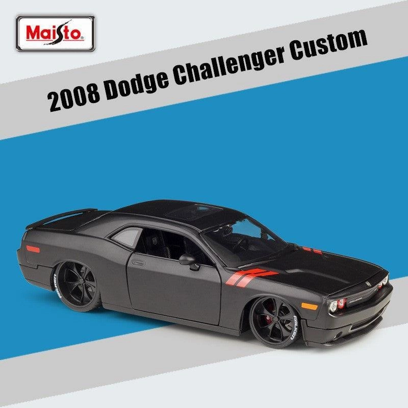 Robot Item Secondary Market 1:24 Dodge Challenger 2008 Custom Alloy Model Car